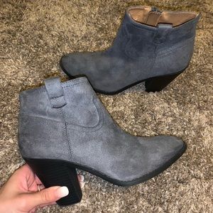 Qupid Gray Booties